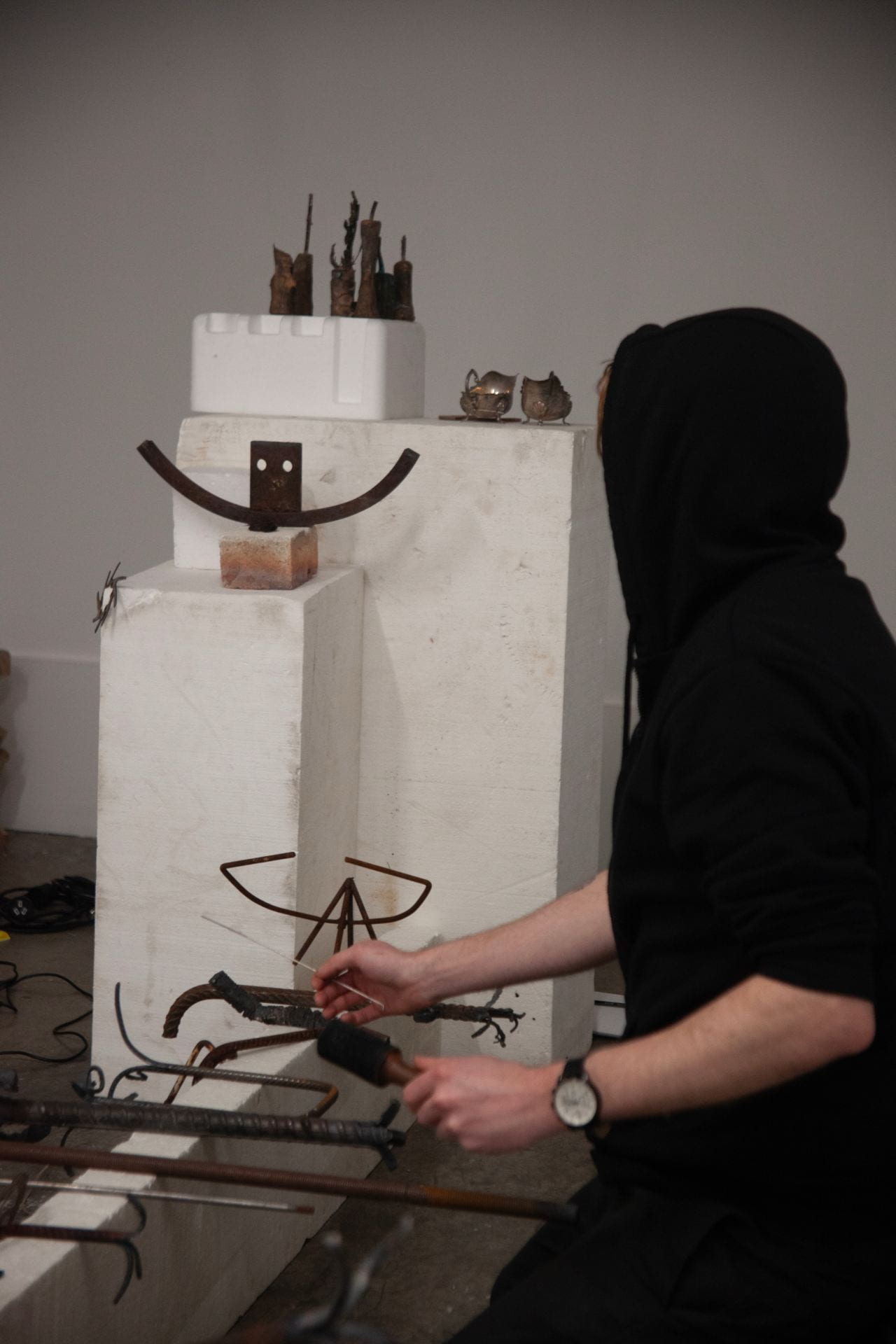 Alexander 'Pug' Williams, Dark Botanical sound-sculpture collaborative activation, 2023, found metal, fire brick, found pewter vessels, bronze, reclaimed styrofoam, contact microphones, amplification, gifted disc brake. Photo courtesy of the artist.